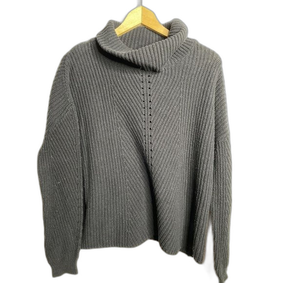 Philomena Petti Women sz Large Black ribbed knit Turtleneck Sweater Chunky - Picture 2 of 12